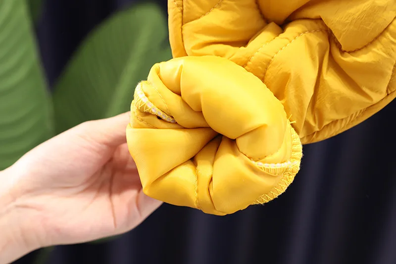 ZOETOPKID Winterkleidung für Jungen, 2-teiliges Set, neues, modisches, warmes Oberteil und Hose, 2-teiliger Anzug für Jungen, Geburtstagsgeschenk, Kinderkleidung. – Detail 20