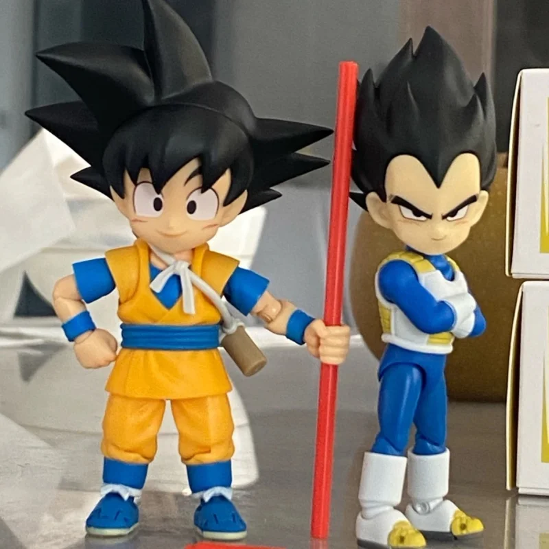 

Коллекционная мини-фигурка Bandai Dragon Ball Daima Son Goku с подвижными суставами, аниме-модель для фанатов Dragon Ball, украшение для рабочего стола, подарок