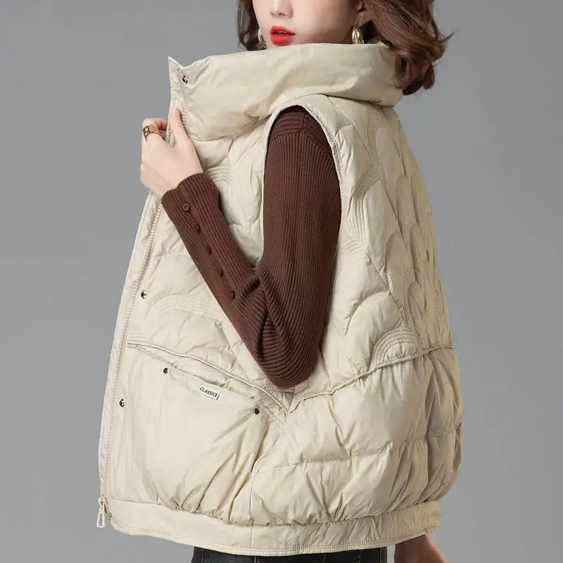 

Легкий белый пуховый жилет премиум-класса, корейский стиль, для повседневной носки, из полиэстера, с узором «облака», на пуговицах...