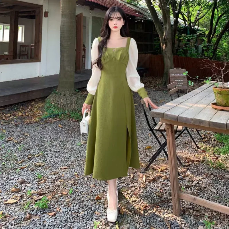 Kleider Frau Herbst neue Französisch quadratischen Kragen Retro Nähte Kleid lässig eleganten Stil Split Rock