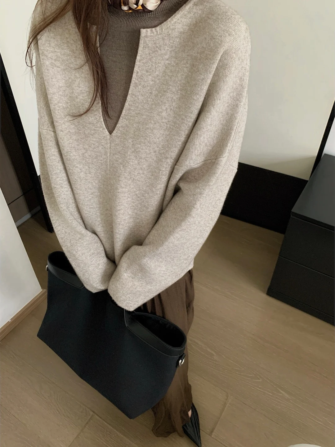 

Вязаный свитер FlowGaga с V-образным вырезом, свободный крой, многослойный дизайн, весна-осень, новинка, комфортный и модный верхний слой