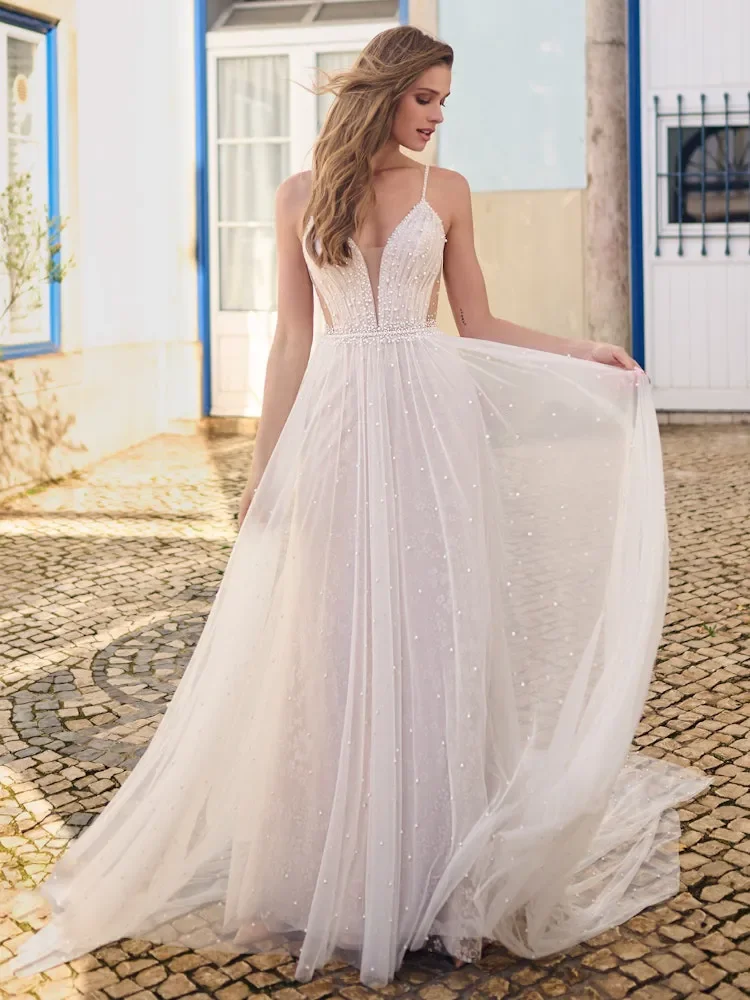 

2024 Custom Made Modern Beach Pearls Wedding Dresses Spaghetti Straps Plus Size Boho Brides Gowns for Women
