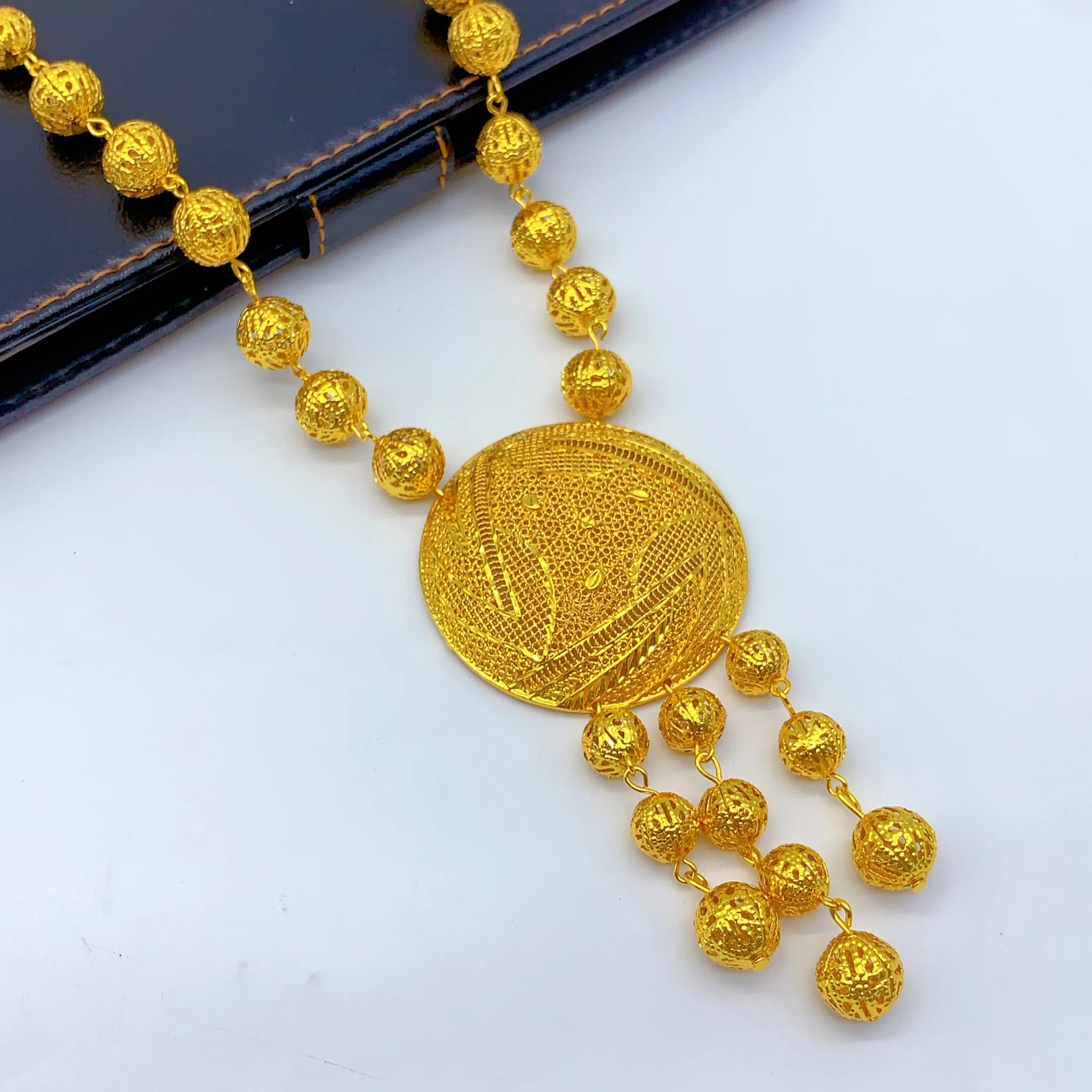 Dubai Lange Halskette Ohrringe Schmucksets für Damen Perlen-Design 24K Vergoldete Hochzeitsarmbänder Indische Ringe Brautgeschenk – Detail 3