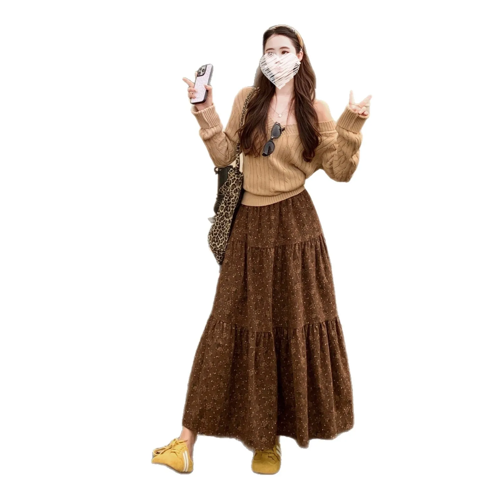 Korean retro floral midi skirt for women in autumn 2025 new high waisted and stylish A-line large swing long skirt