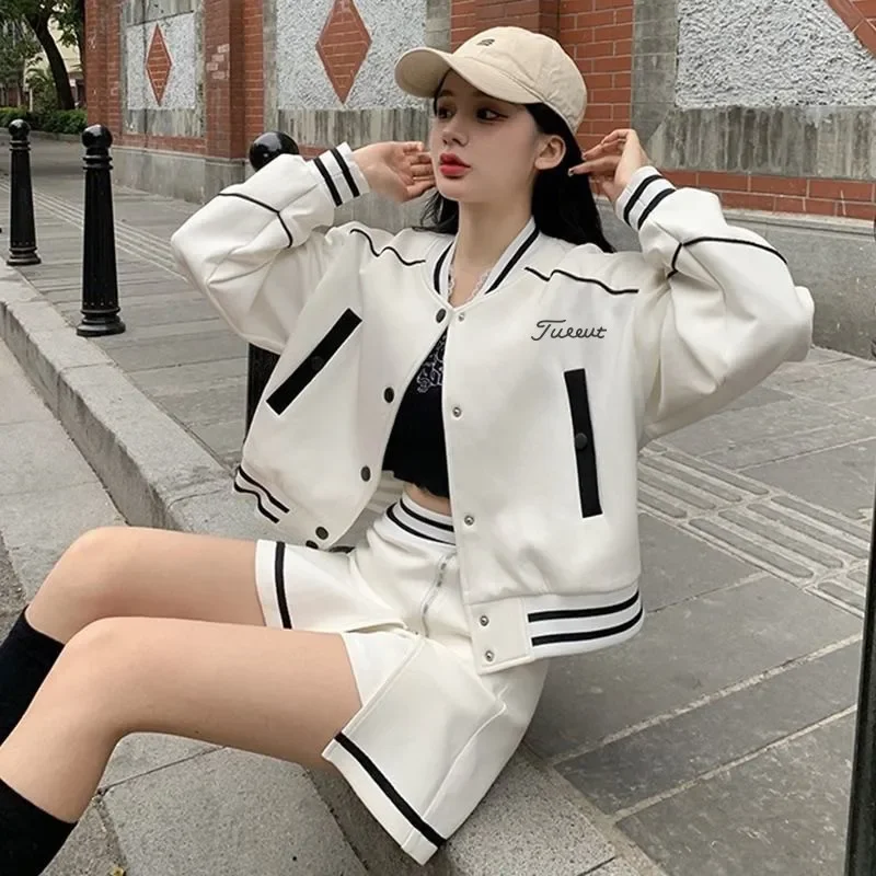 

캠핑 Autumn Golf Wear Women 2024 Luxury Brand Golf Suits Fashion High Waist Mini Skirt+ Golf Jacket Women's Golf Clothing fishing