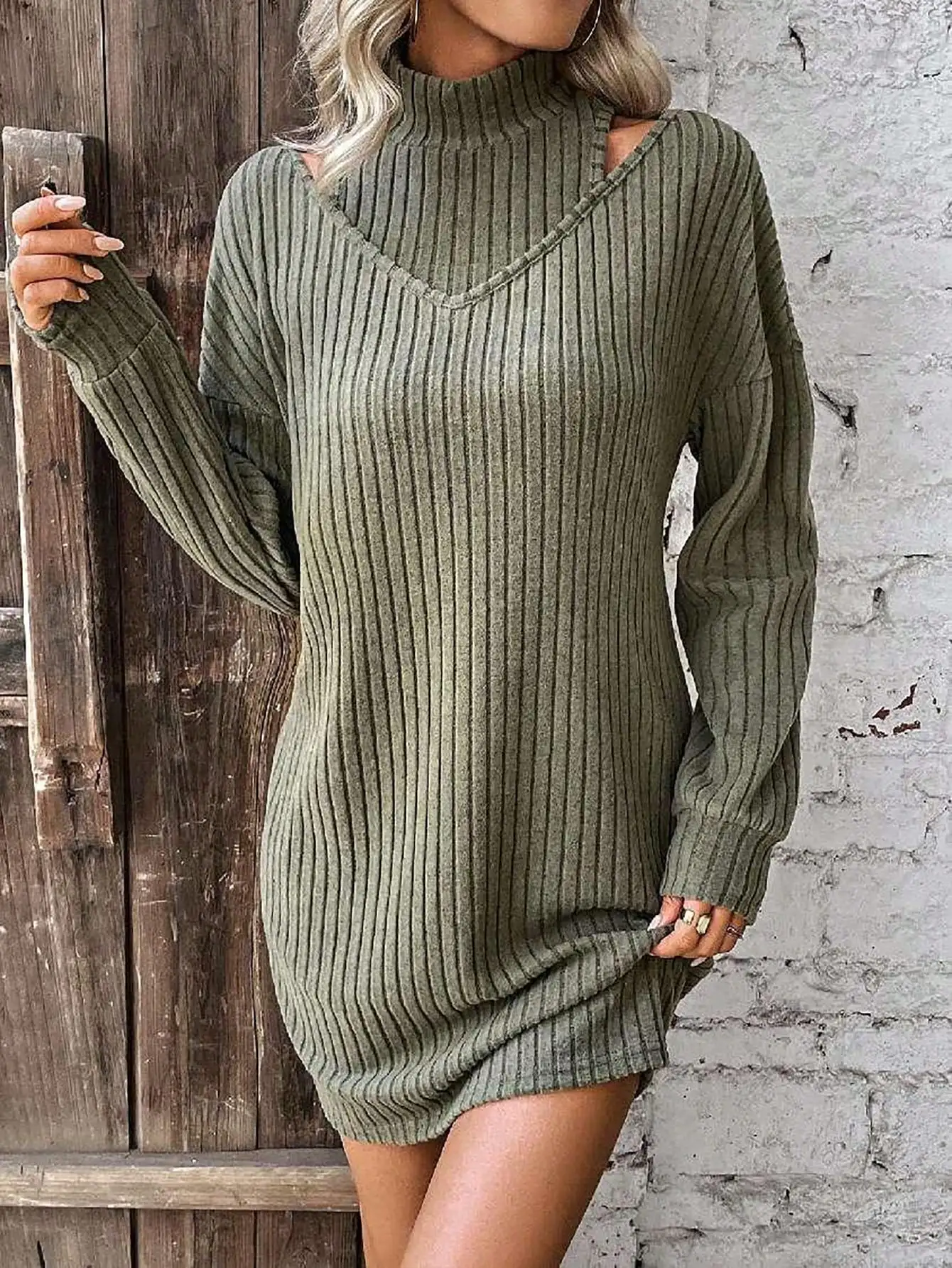 2024 new women\'s dress old long sleeve hollowed-out ribbed belt knitted interstrip loose casual women\'s dress