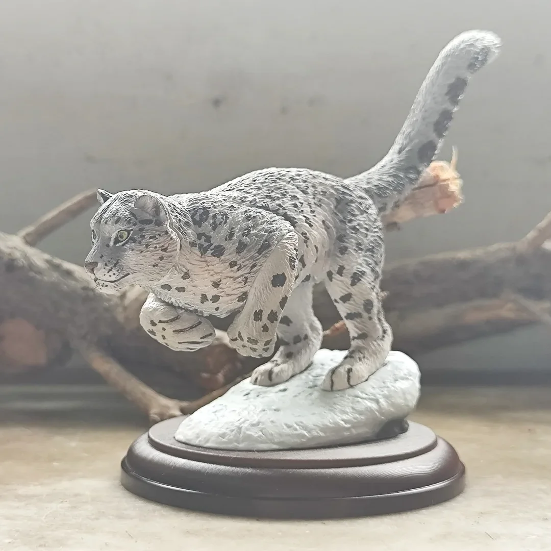 Bandai Gashapon: modelo en miniatura de animales salvajes, incluyendo tigre de Bengala, tigre blanco, leopardo de las nieves y gato de Pallas. Adorno realista para colocar en el escritorio.