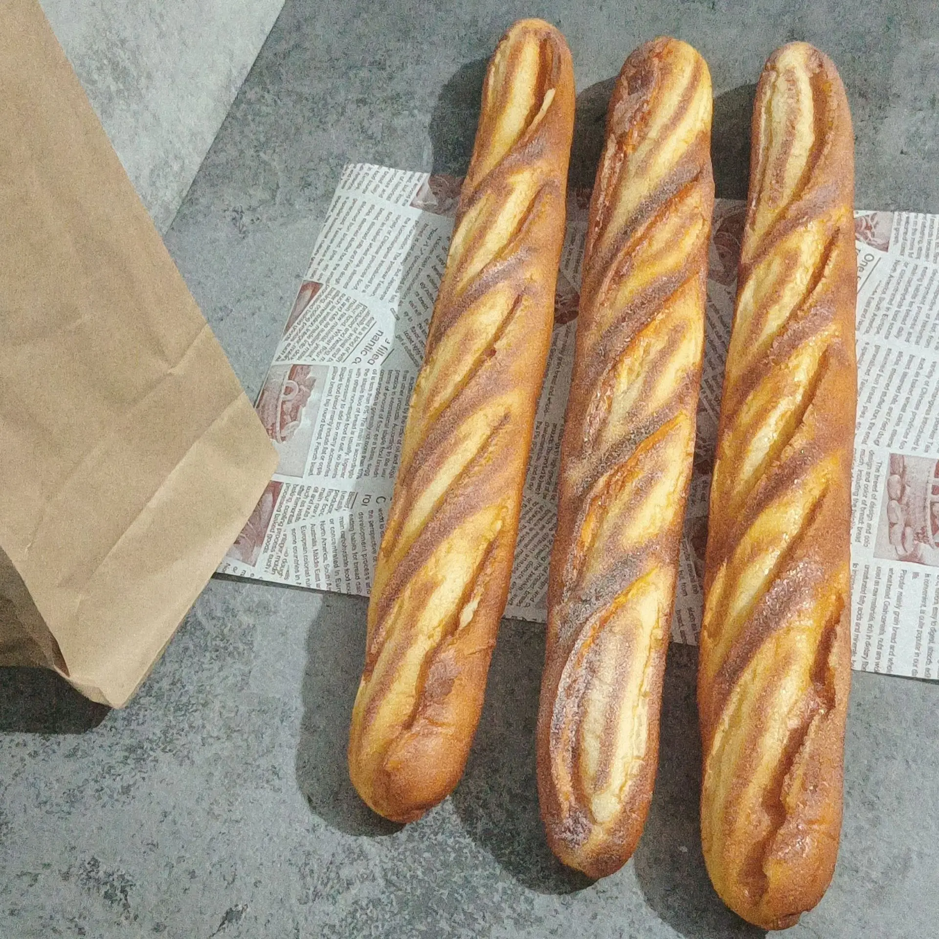 1Pc Artificial Bread Simulation Baguette Model Fake Cake French Long Toast Bread Baking Shop Ornaments Props Festive Party Decor