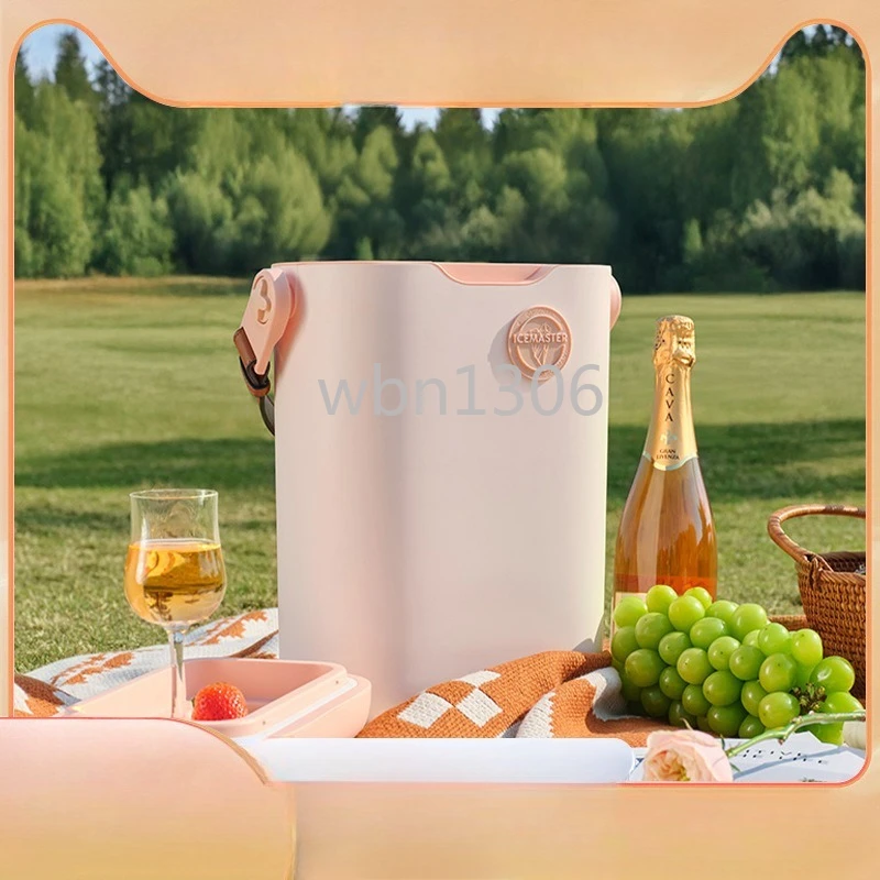 

Ice Master Red Wine Barrel Portable Frozen Refrigerated Outdoor Portable Long Barrel Beer Insulation Packaging Box High-end