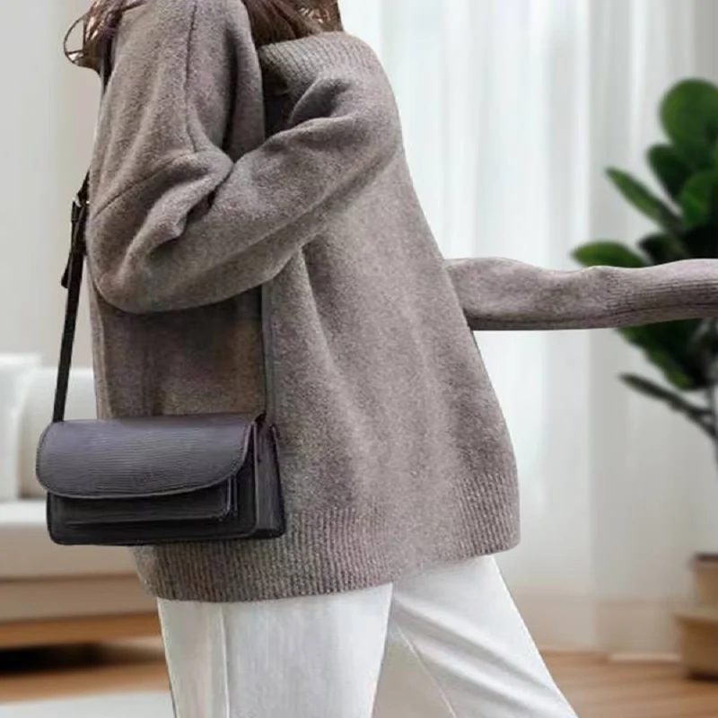 2025 New Women's Turtleneck Sweater Long-Sleeved Thickened Warm Pullover Winter Clothes Woman Casual Simple Knitwear