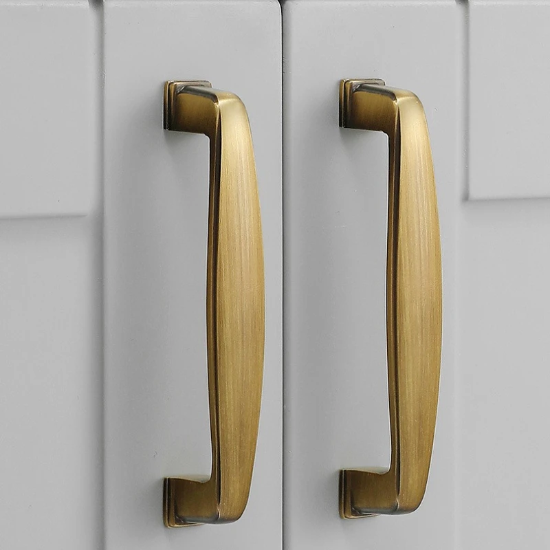 Bronze Cabinet Knobs and Handles Kitchen Hardware Cabinet Pulls Home Accessories Nordic Vintage Brass Furniture Handles