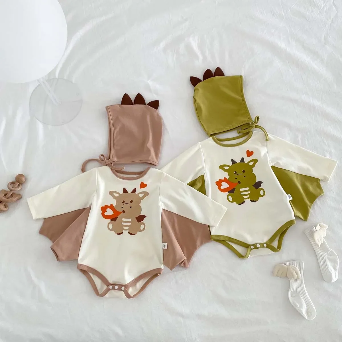 2024 Autumn New Korean Style Infant Onesie: Dragon Print Bodysuit with Hooded Design for Babies, Includes Hat