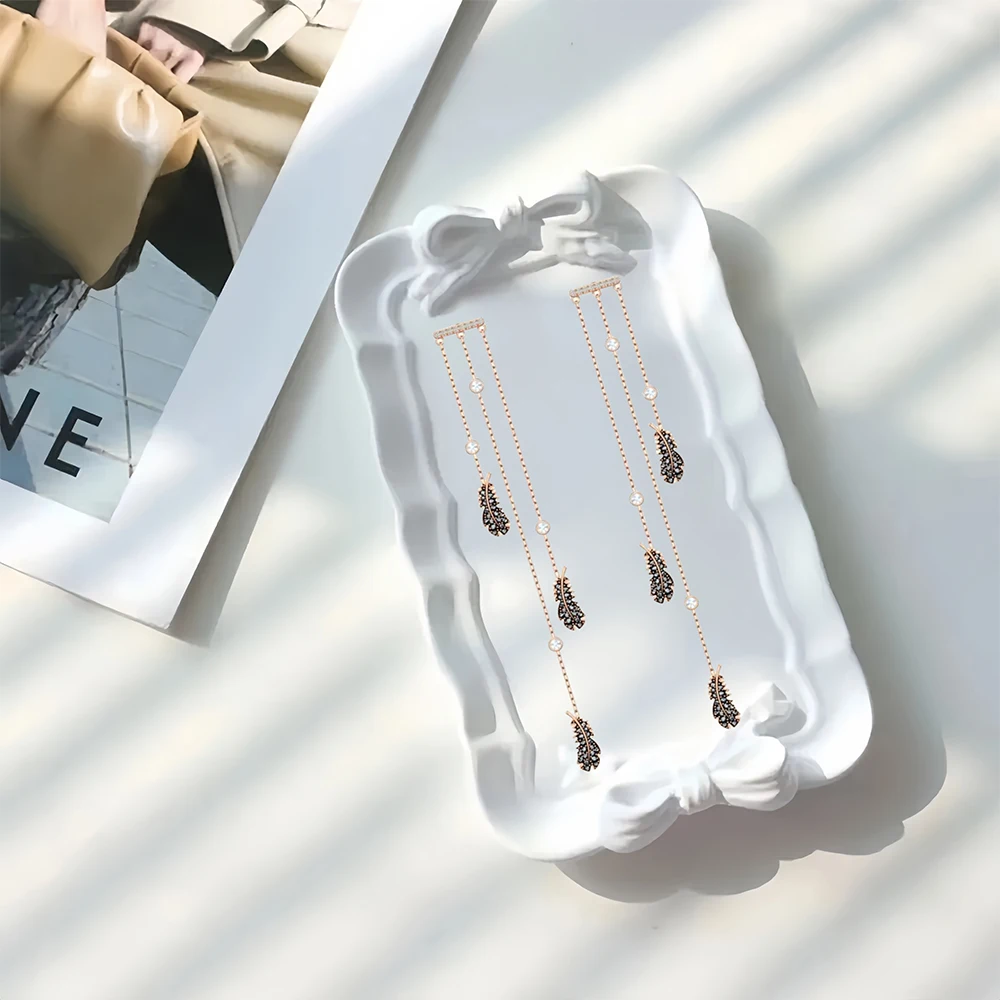

2025 Hot Selling Brand Women's Earrings Fashionable, Simple, Luxurious Jewelry Suitable for Gifting To Friends