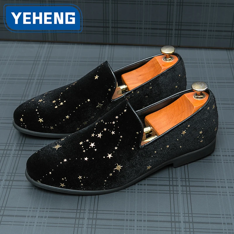 

Designer Formal Men Leather Shoes Italy Pointed Black starlit Velvet Slip On Casual Commute Loafers Wedding Prom Footwear Men
