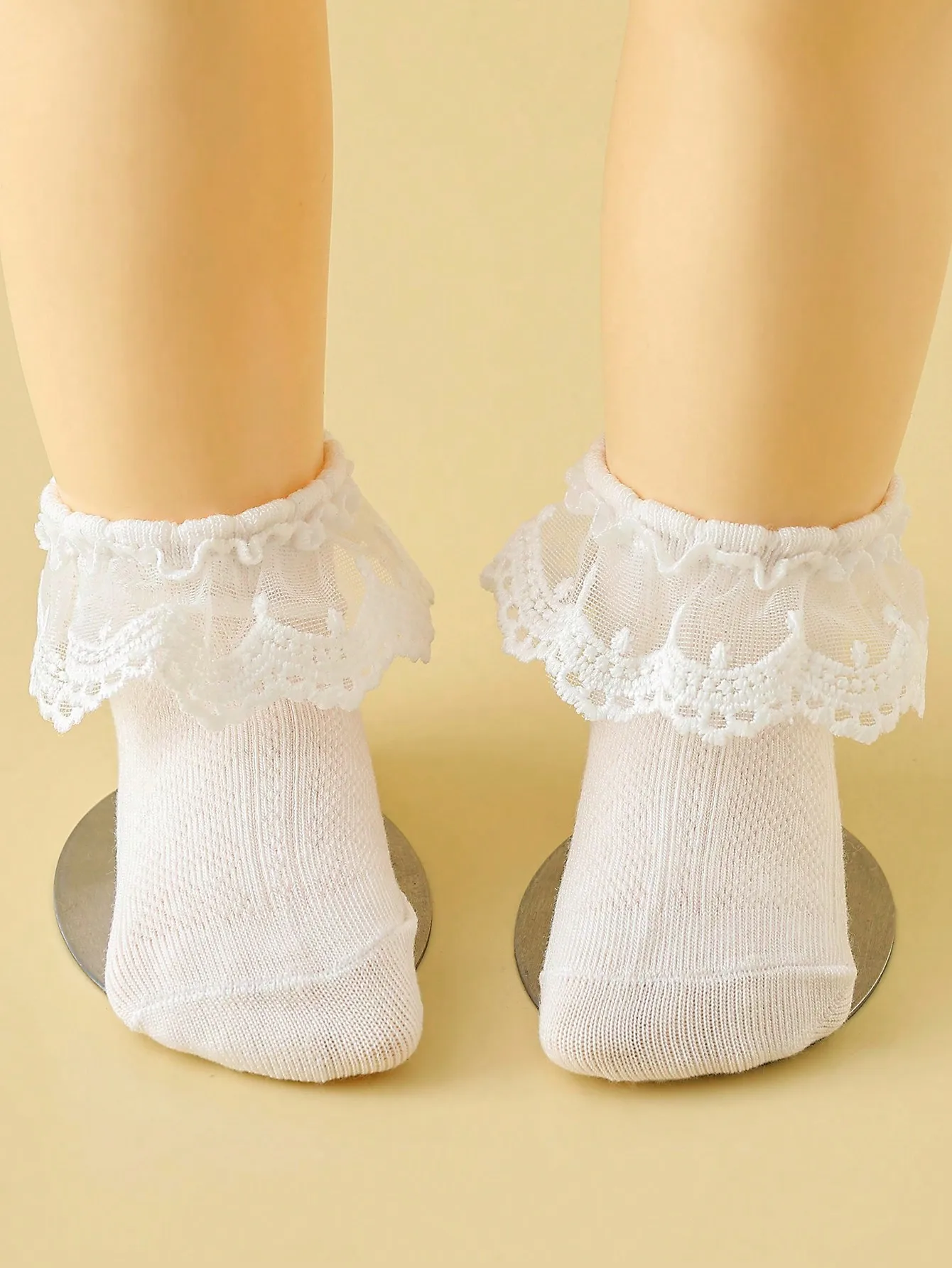 

Breathable, fashionable princess-style white socks, suitable for little girls' dance and casual parties