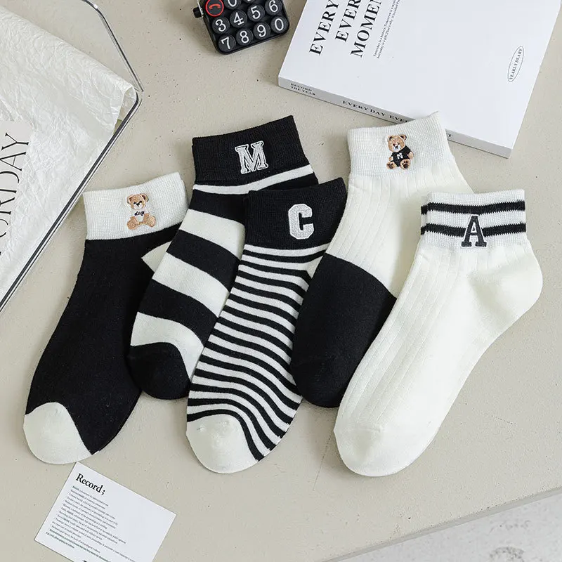 5 Pairs Women\'s Ankle Polyester Socks Cute Little Bear Letter Four Seasons Breathable Striped Jacquard Socks