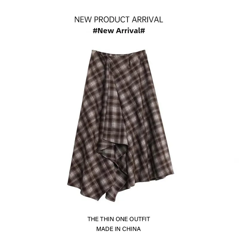 

Retro Plaid A-Line Skirt High Waist Slim Fit Asymmetrical Hem Long Skirt for Women Autumn College Style Coffee Brown