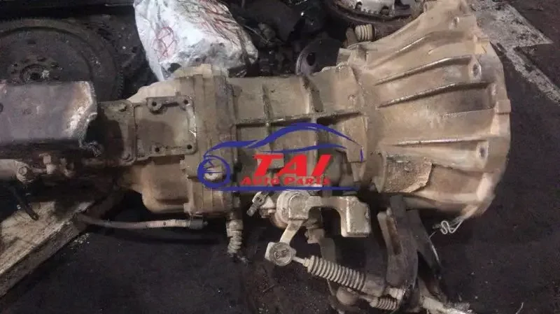 2TR 2.7 R351 HANDBUCH GETRIEBE FÜR TOYOTA HIACE 200 SERIE