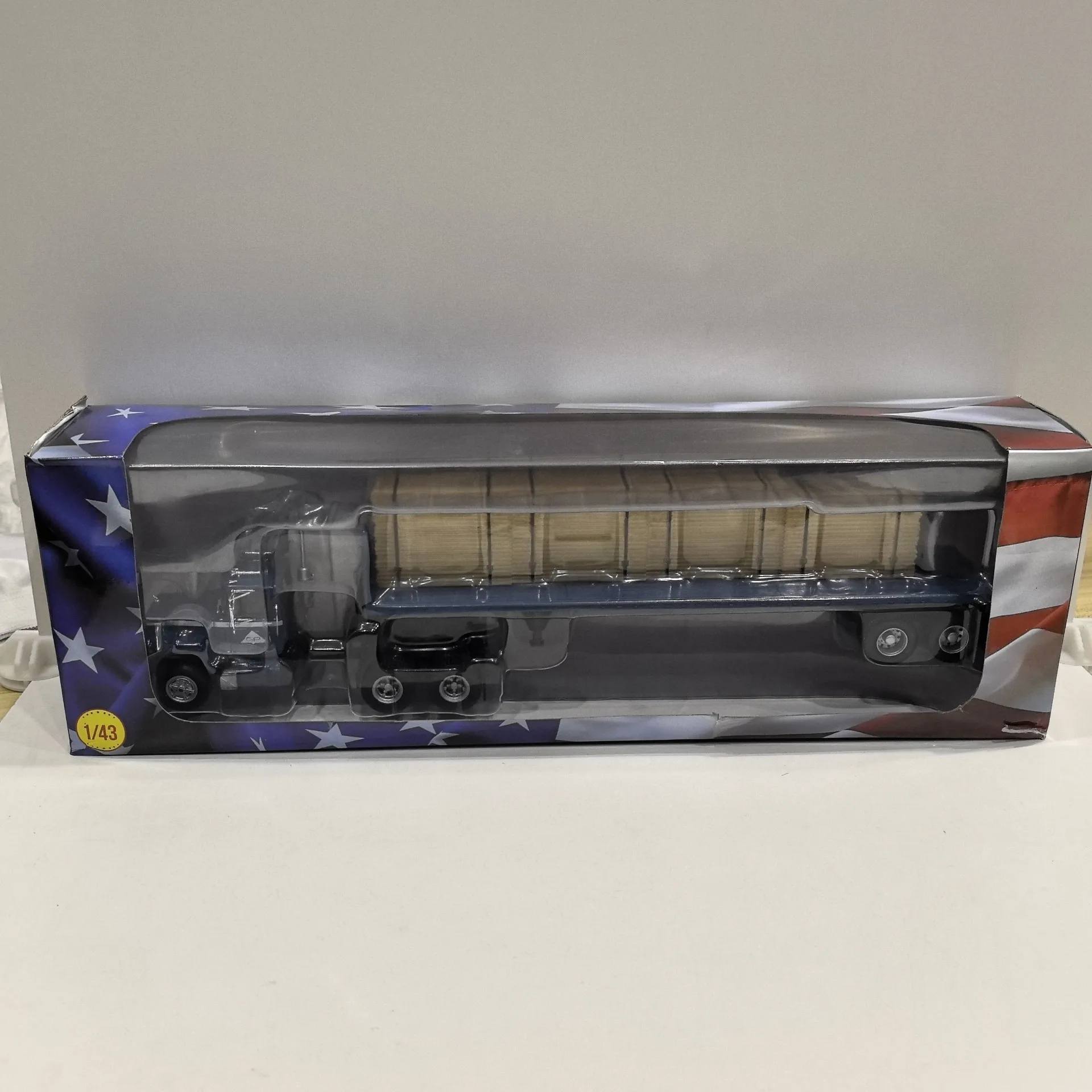 다이캐스트 IXO 1/43 스케일 맥 R 마크 트랙터 트럭 모델 헤드 합금 트레일러 목재 플라스틱 자동차 모델 수집용 장난감 선물 기념품