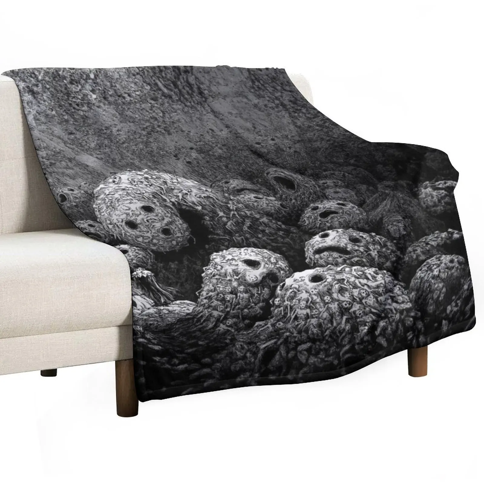 

berserk -1 Throw Blanket Compact Warm Blanket for Car Road Trip