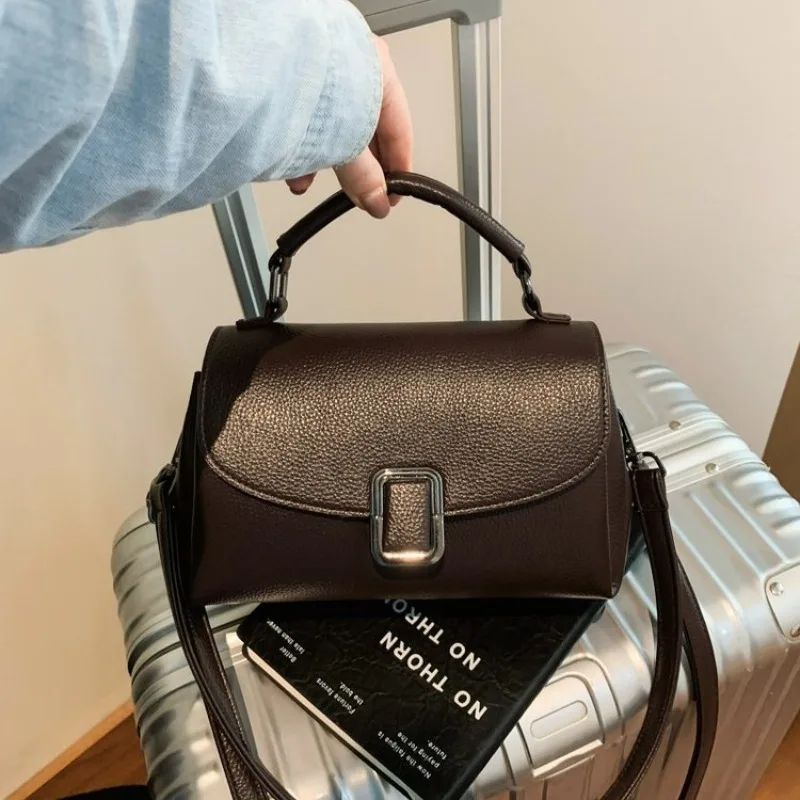 

Unique Designer Diaper Bag Textured Leather Shoulder Purse Large Capacity Vintage For Ladies Travel Commuter