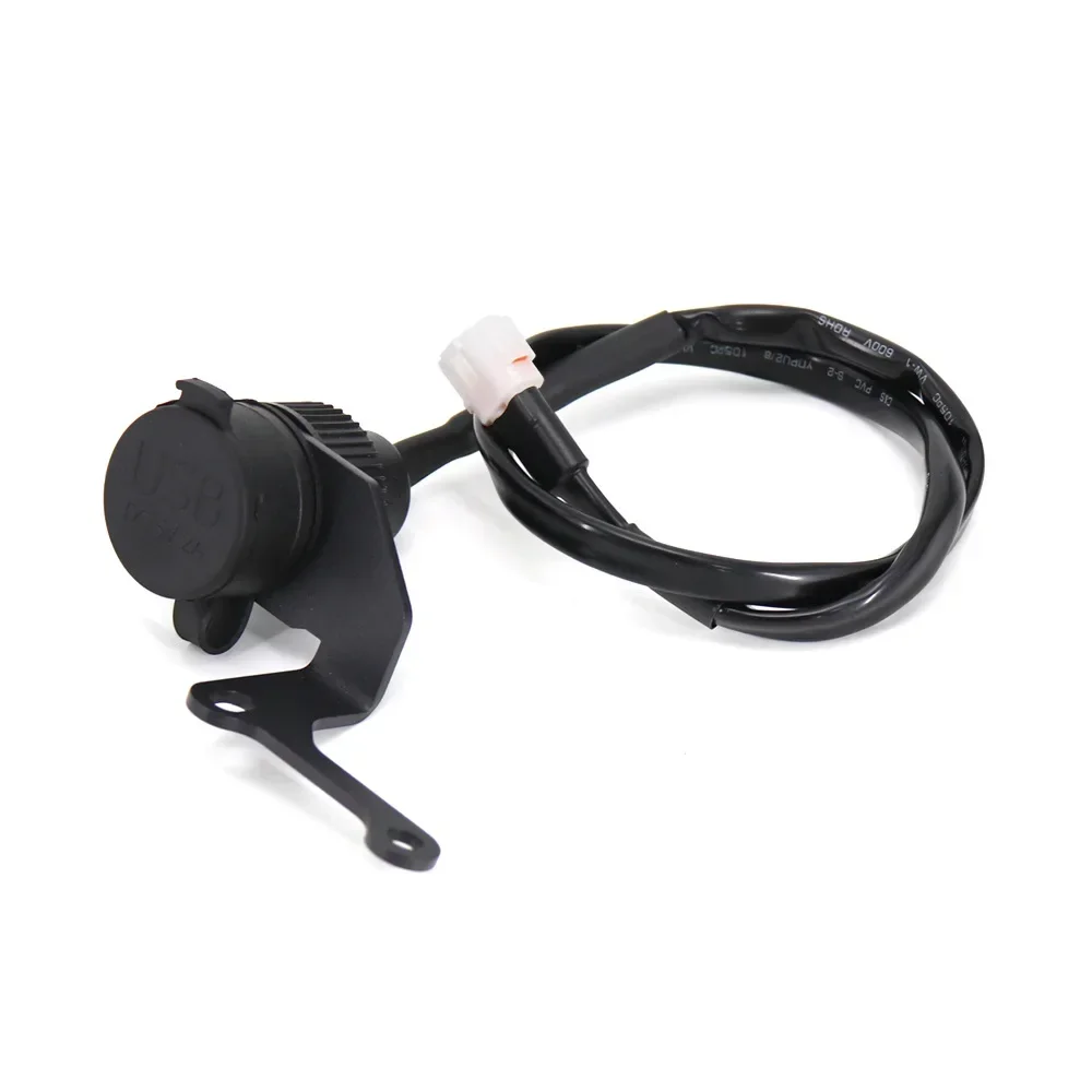 Motocicleta Dual USB Carregamento Adaptador, Mobile Dual Port Isqueiro, 5V-2A Preto, Adequado para Honda Rebel CM500 300 ABS