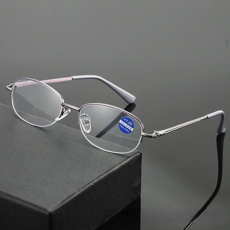 Anti-Blaulicht-Lesebrille für Damen, hochauflösende Presbyopie-Brille mit halbem Rahmen aus Metall, modische Presbyopie-Brille