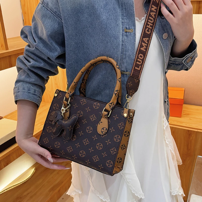 

Luxury Tote Messenger Purse Shopper Bag For Women Casual Simple Vintage Fashionable Trendy Design High-End