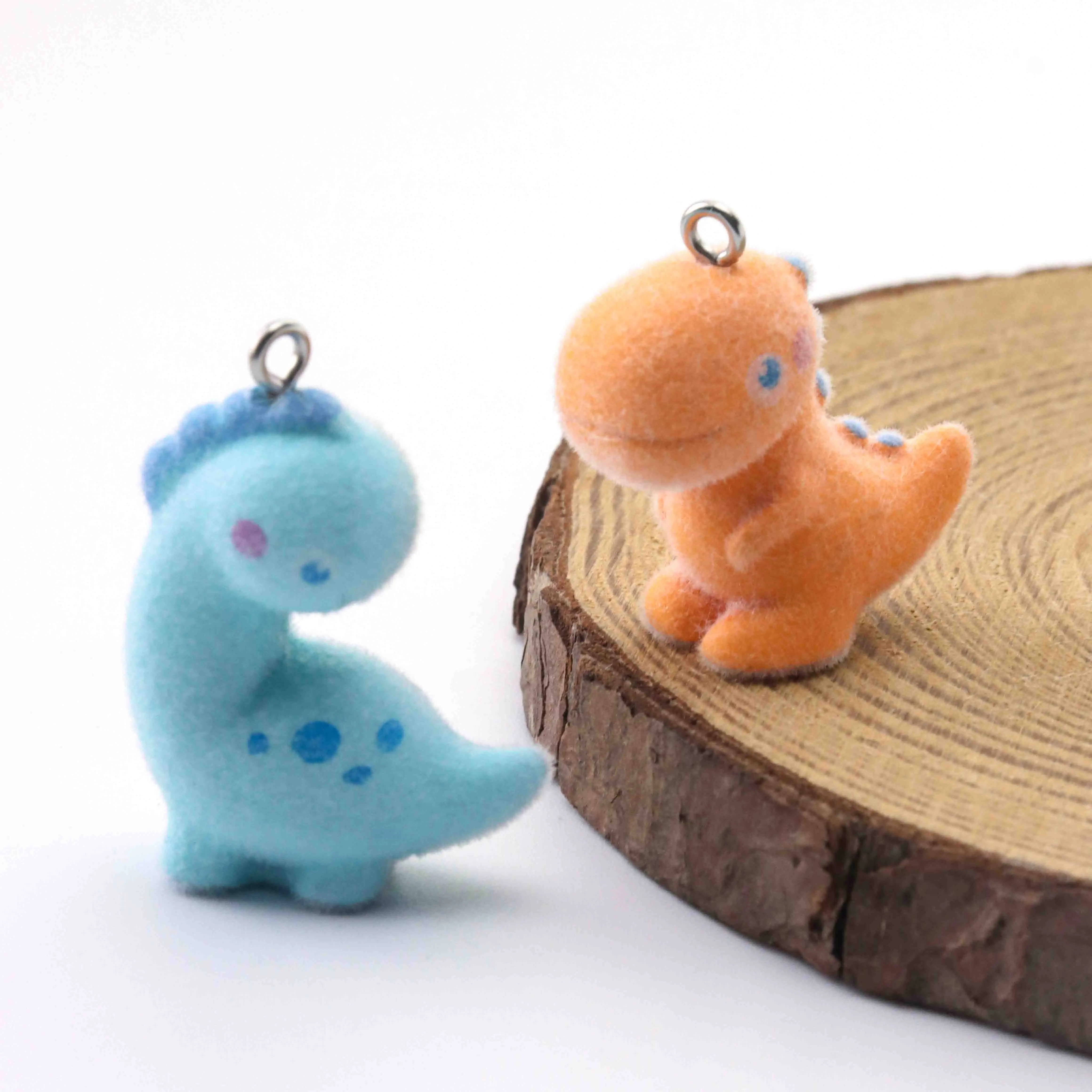 

10pcs Flocking Resin Dinosaur Cartoon Pendant Suitable For DIY Keychain Schoolbag Mobile Phone Car Pendant Ornaments Accessories