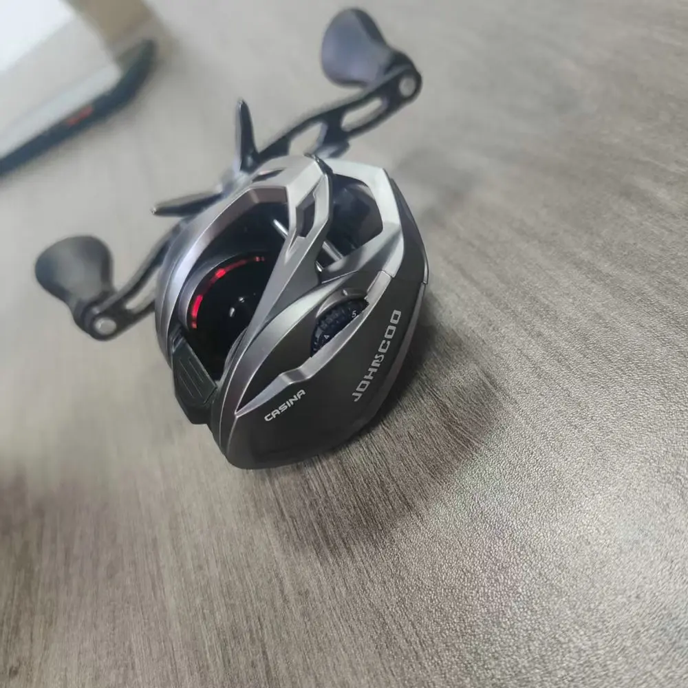 Carrete de pesca ligero con mango largo y cuerpo de carbono - imagen 3