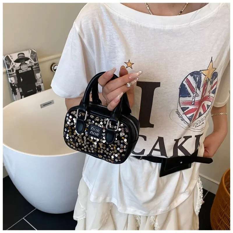 

Girlish Chic Girls' Handbag Featuring Niche Inspiration With Hand-Carry, Premium Construction For Light Luxury Commuter Needs