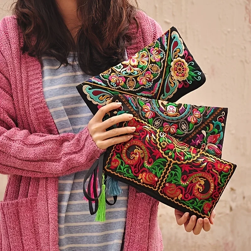 

Vintage Ethnic Style Embroidered Long Wallet Wristlet Clutch Bag with Flower Fabric and Phone Pocket