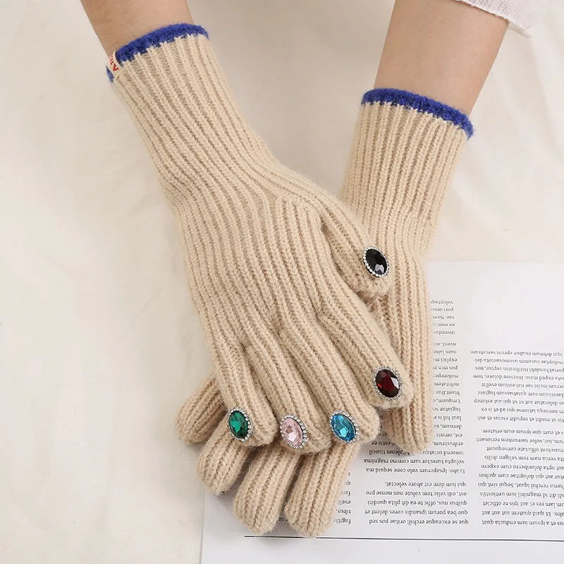 Women Winter Warm Knitted Full Finger Gloves Solid Wool Luxury Rhinestone Girl Fashion Touch Screen Mittens Female Drving