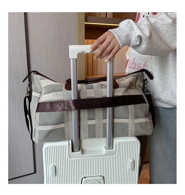 2024 new Women travel bag Separate Shoe compartment dry and wet separation gym bag duffle bag bolsa de viaje sac de voyages