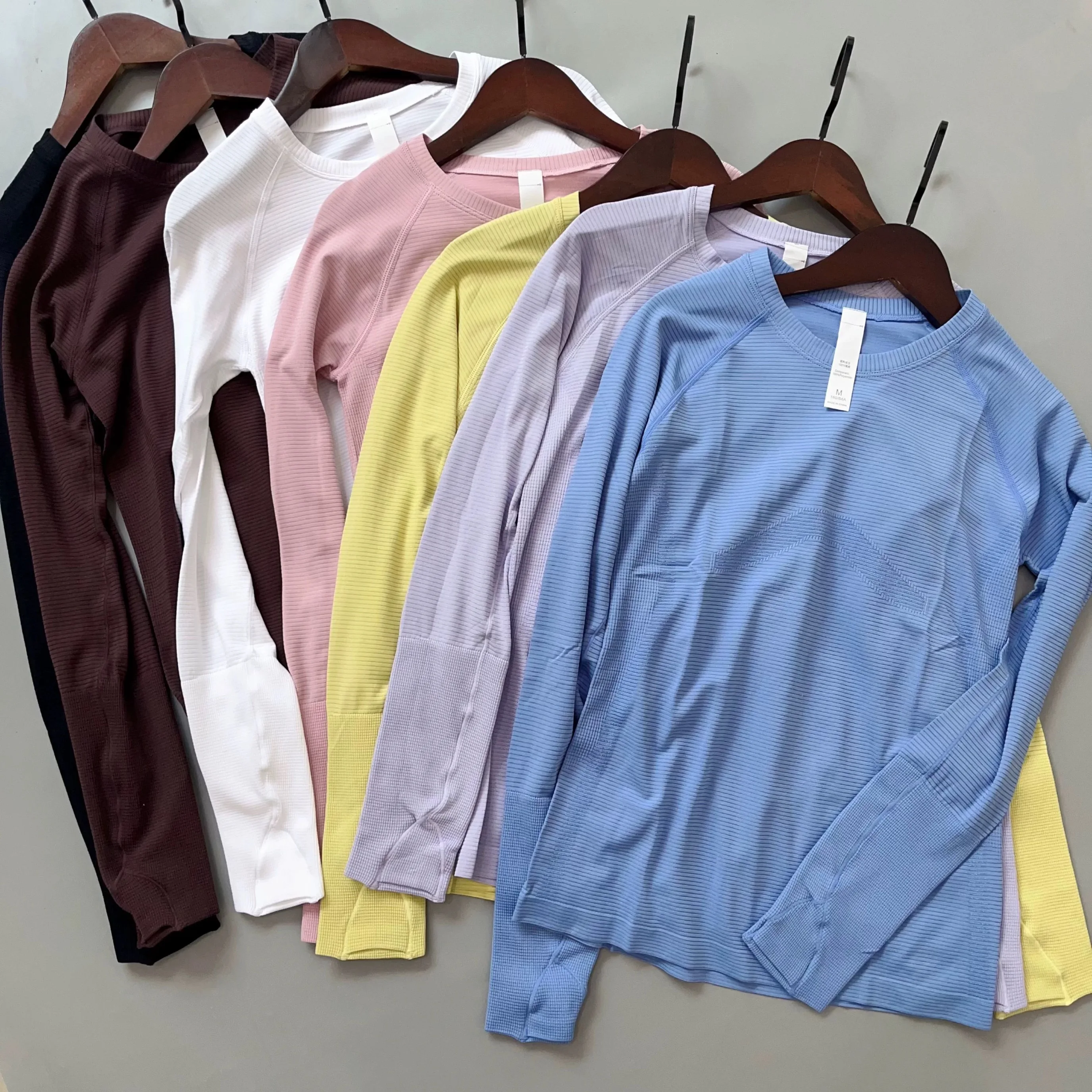 Top de yoga para mujer, ropa deportiva acanalada, ajustada y de manga larga para correr, pilates y entrenamiento físico