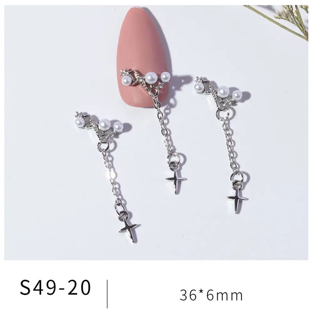 

Heart Crystal Manicure Accessories Alloy Pendant Chain Nail Art Decorations Bow Nail Rhinestones Heart Nail Zircon Jewelry