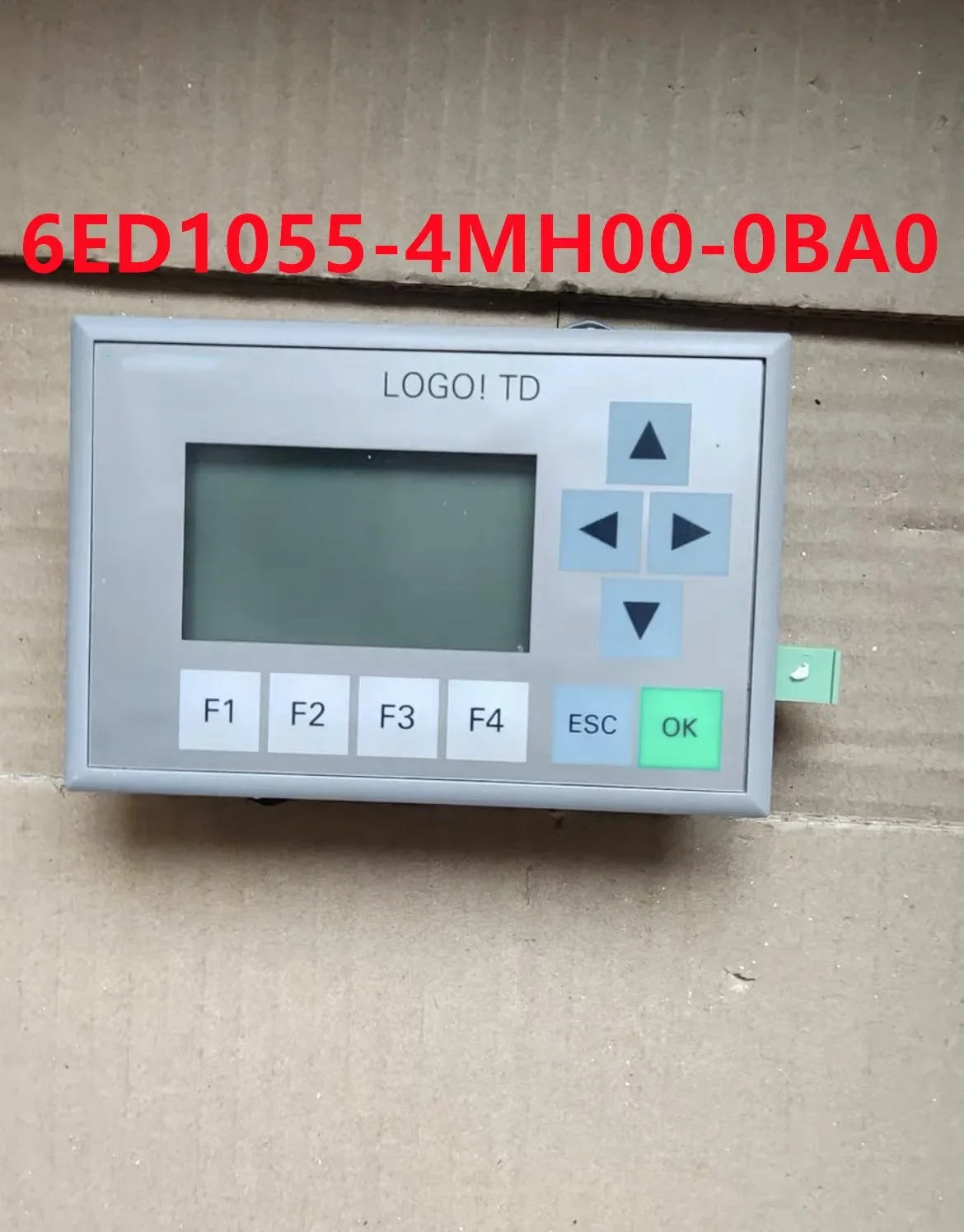 6ED1055-4MH00-0BA0   LOGO! TD text display