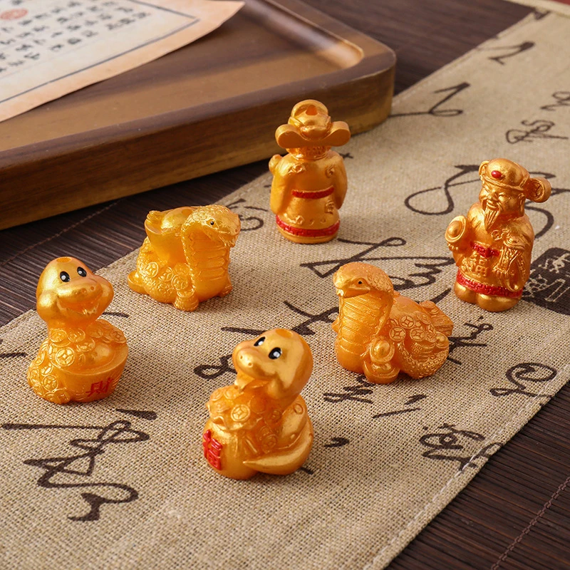 

Милая змея, автомобиль, маленькие украшения, украшения для дома и улицы, новогодние аксессуары, подарок