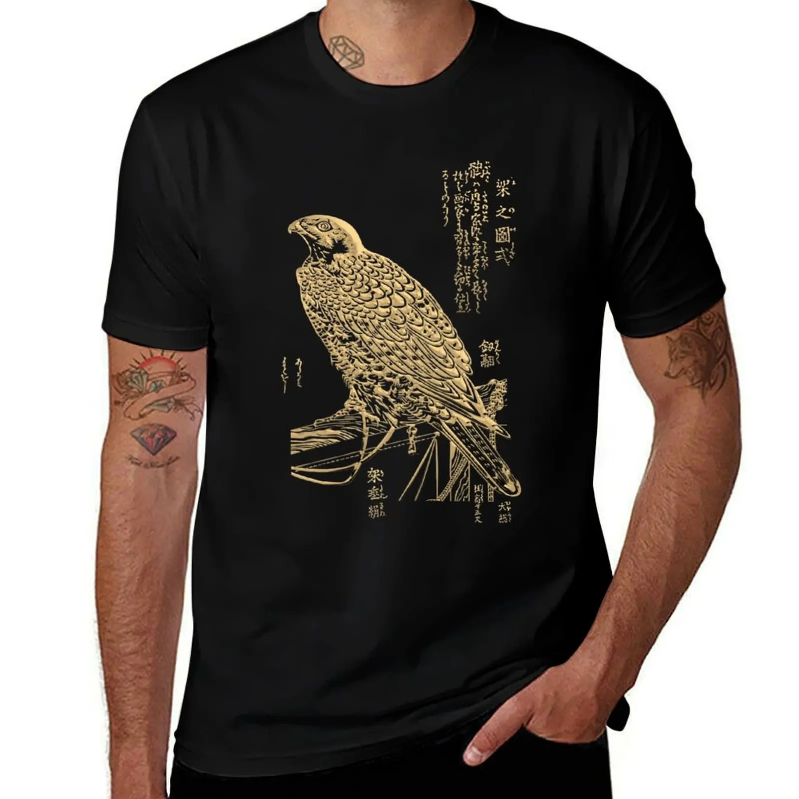 Golden Japanese Peregrine Falcon on Black Canvas T-Shirt Basic Solid Color Short Sleeve T-Shirt
