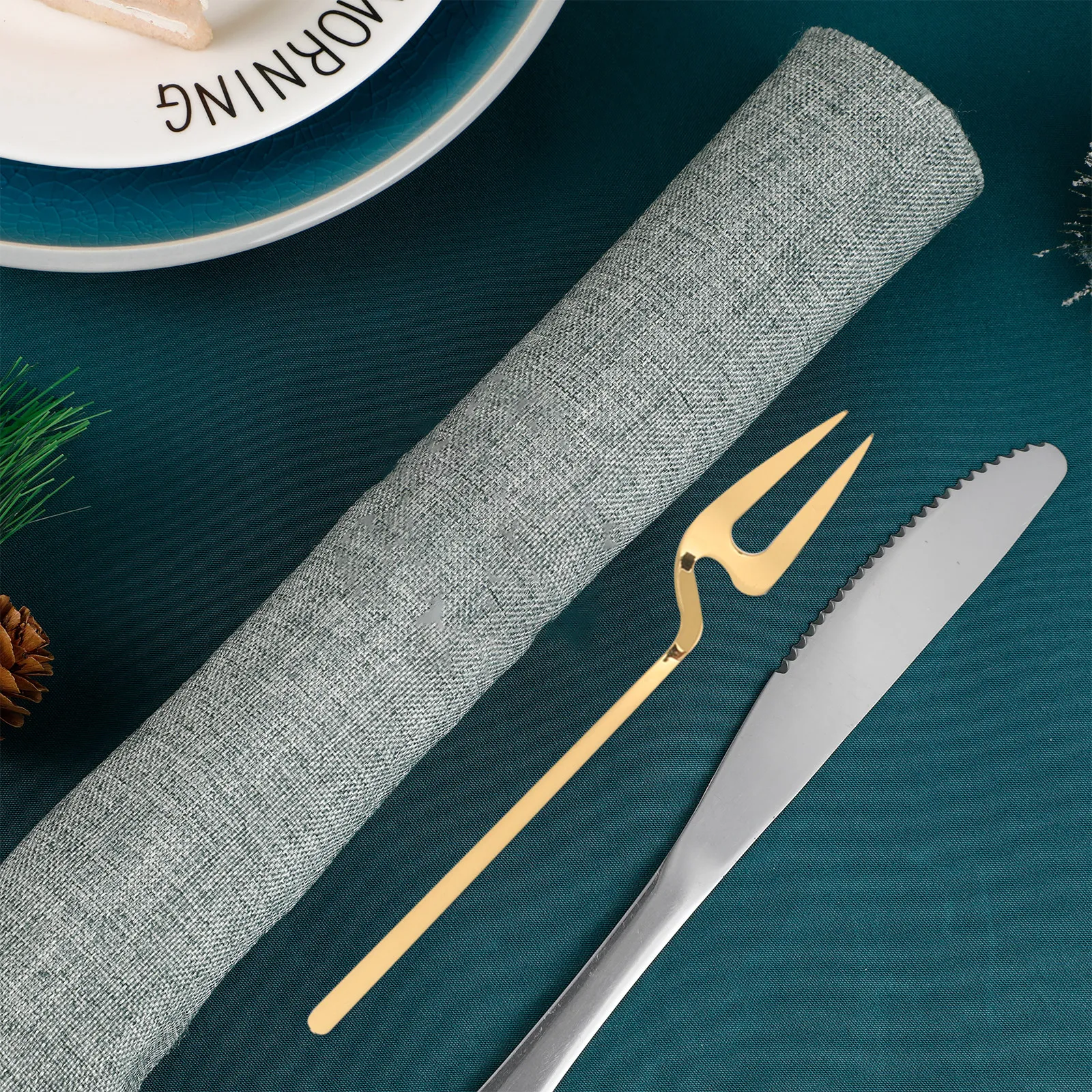 1Set Premium Stainless Steel Swan Shape Cutlery Set Including Forks Spoons Stand Holder for Dessert Coffee Kitchen Tool