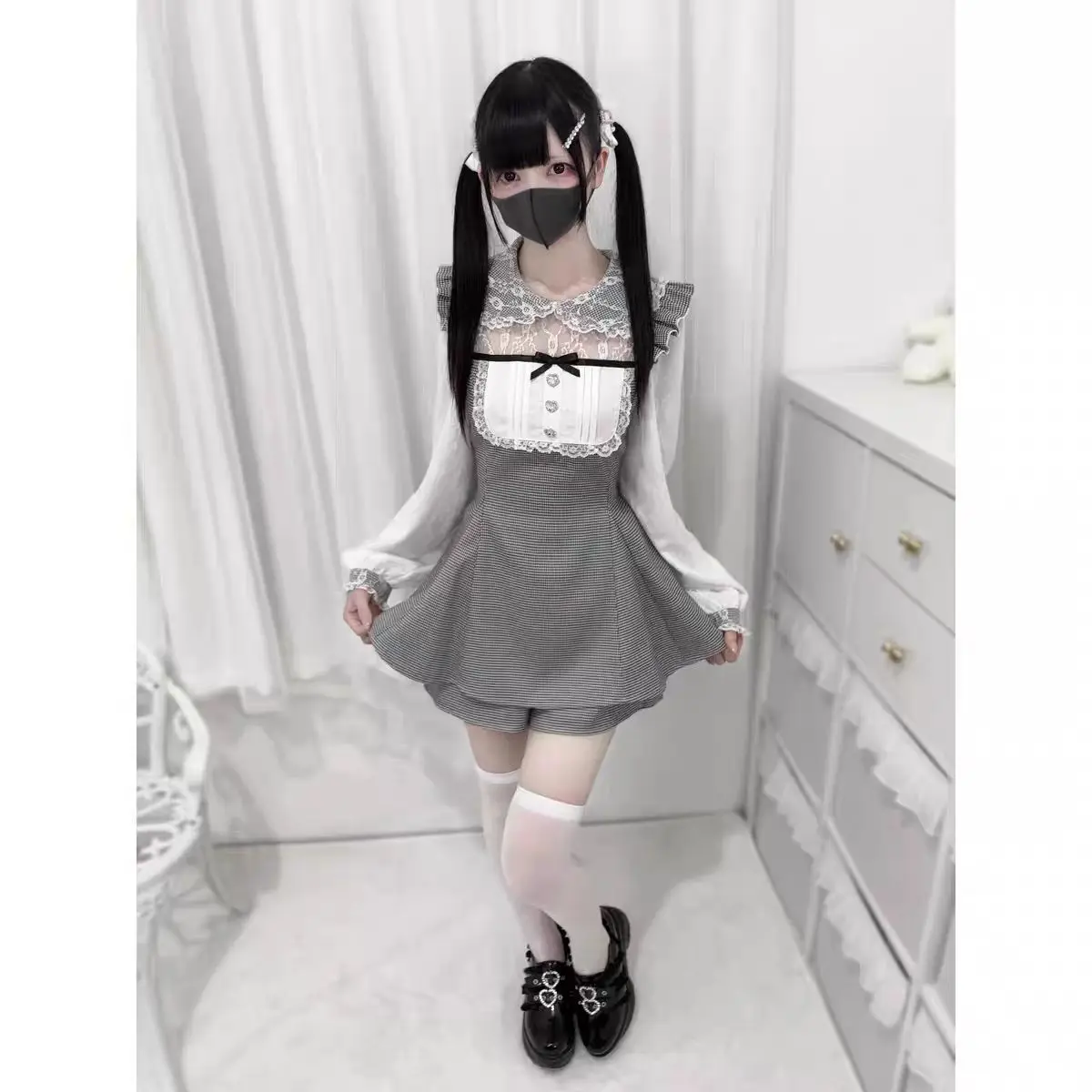 Abito Lolita gotico Y2k in stile giapponese Set pantaloncini da donna Abito da festa scozzese a maniche lunghe in pizzo dolce vintage Abiti mini abiti slim