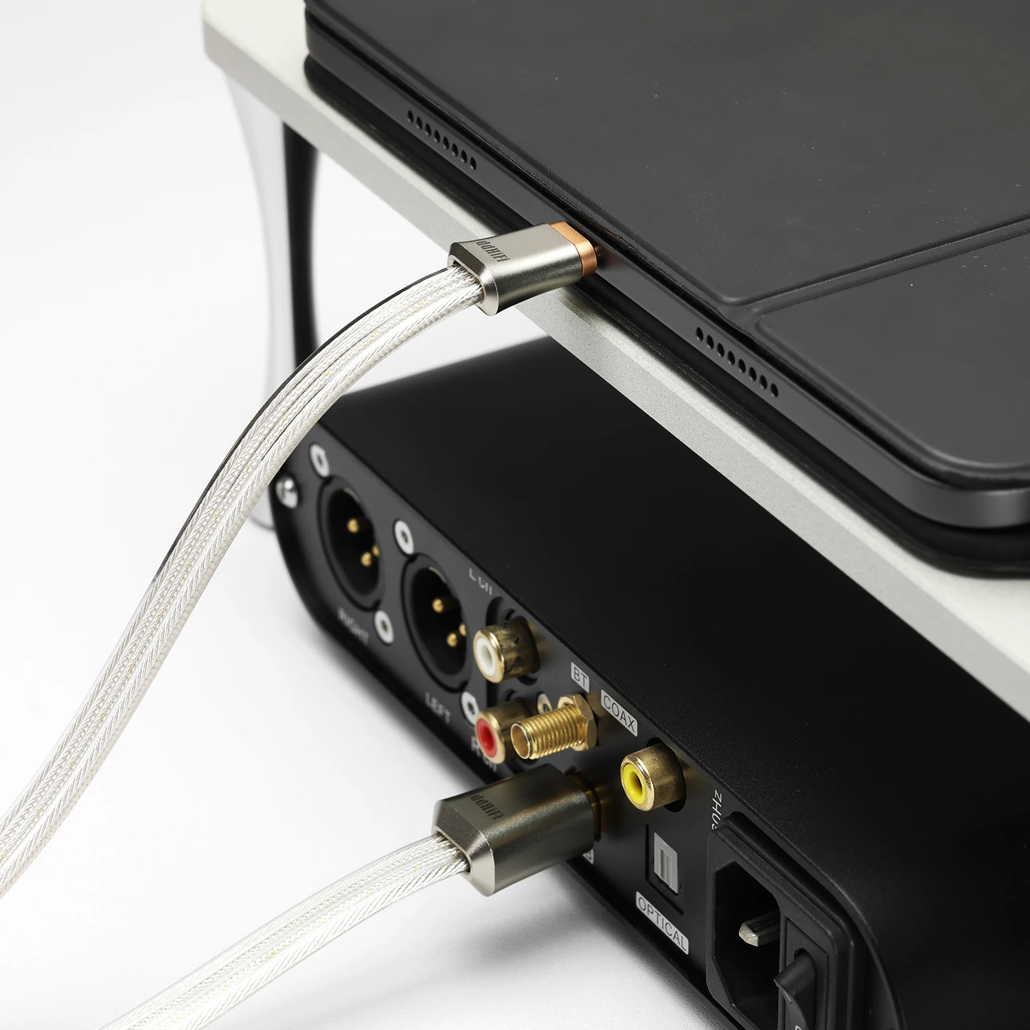 DDHiFi TC19 フラッグシップ純銀デジタル信号ケーブル CNC 金属シームレスシールドシェル & 人間工学に基づいた湾曲したプラグ