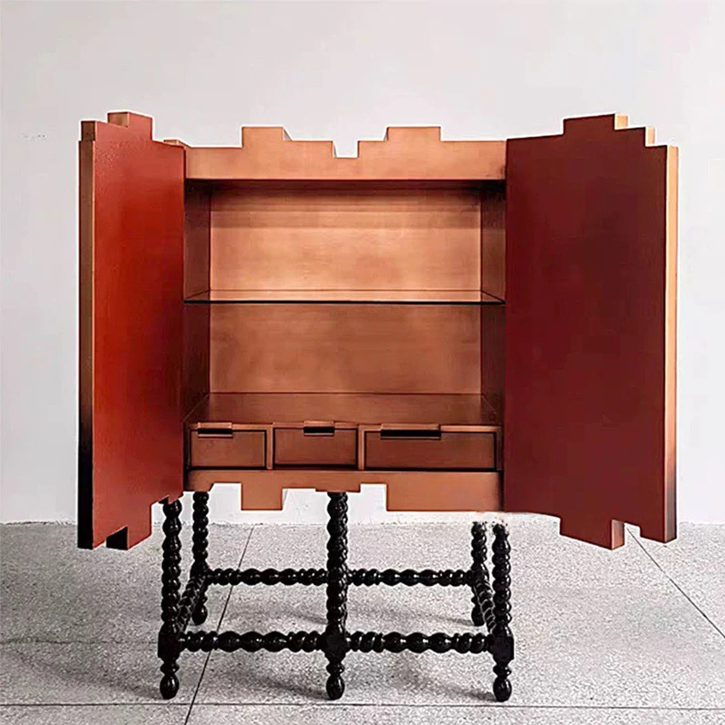 Italian light luxury dining side cabinet modern simple living room solid wood locker household art storage cabinet