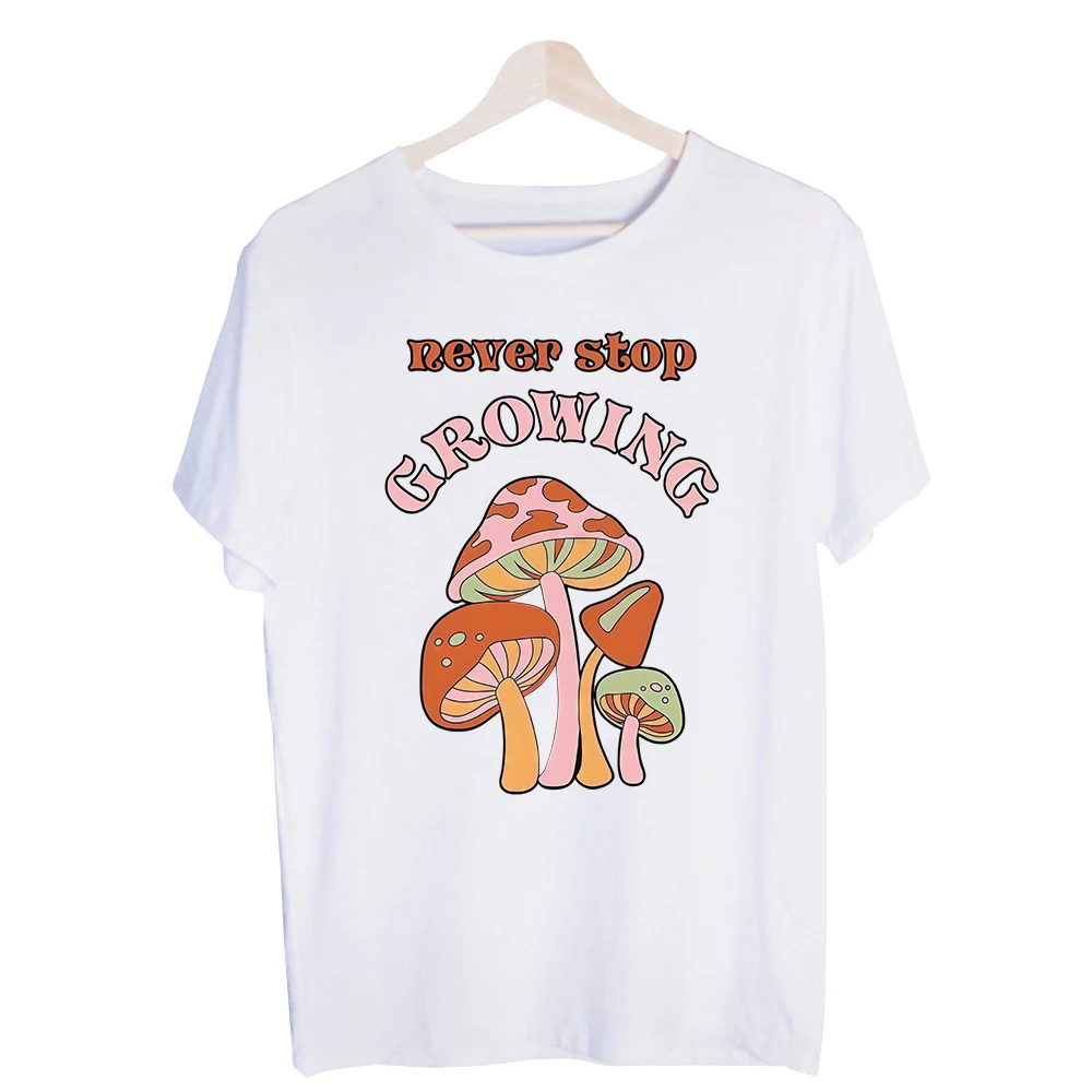 Men's Mushroom Graphic Tee, Short Sleeve Crew Neck T-Shirt with Retro Nature Print for Casual Summer Outfits