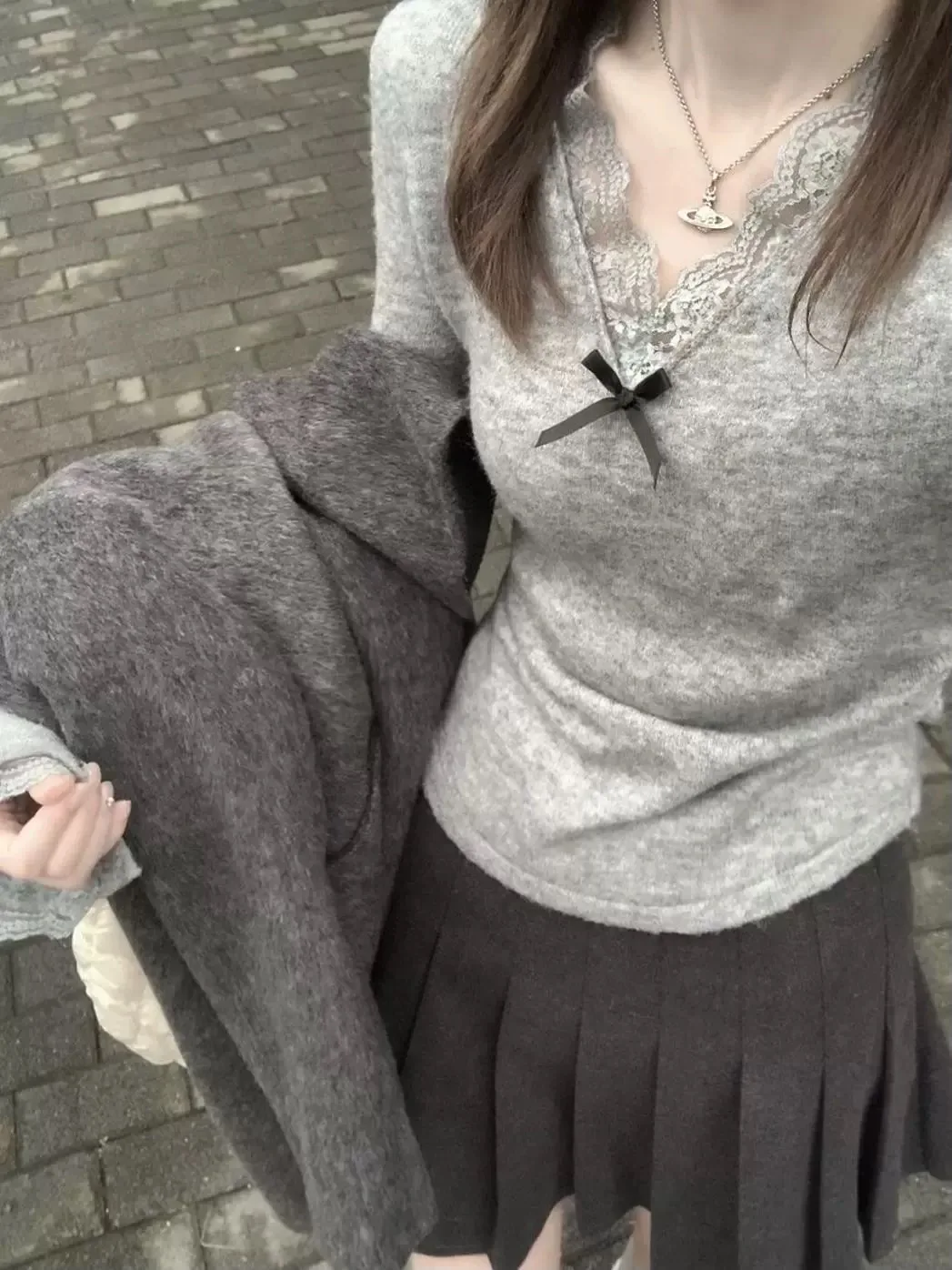 

ay Long Sve V-Ne Lace Underwear Sweater Women's Faionable Knitted Top Lazy High-End Feeling Autumn Winter Clothes