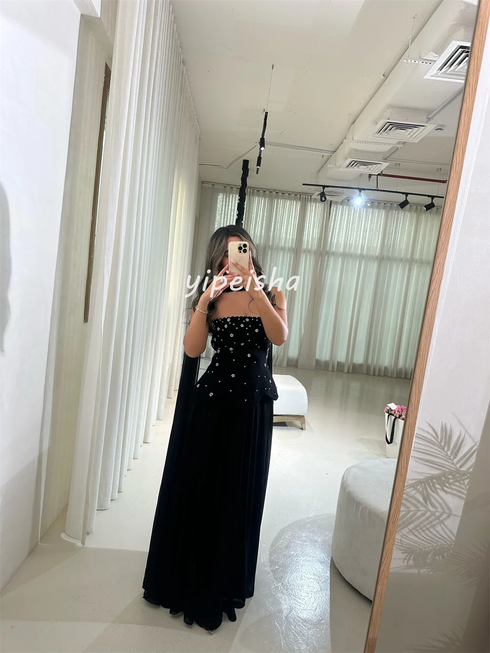 Aangepaste Sparkle Sexy Chiffon Plooi Strass Bloem A-lijn Strapless Lange Jurken Op maat gemaakte Gelegenheidsjurken Hoge kwaliteit