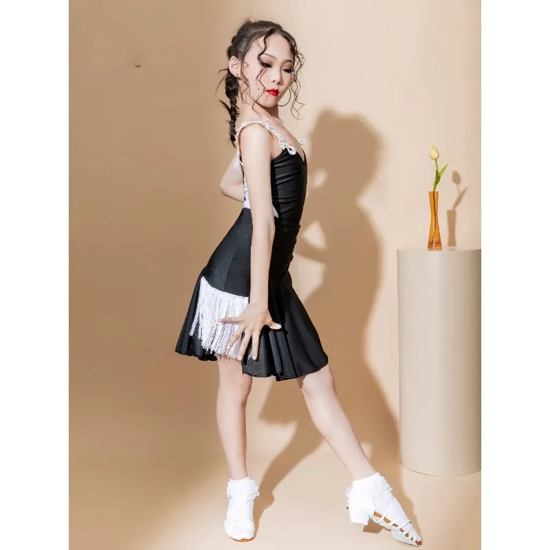 กระโปรงเต้นรำแบบละตินที่กำหนดเองชุดฝึกซ้อมของเด็กผู้หญิงชุดการแสดงชุดสูทชุดเต้นรำบอลรูมชุดสำหรับสตรี