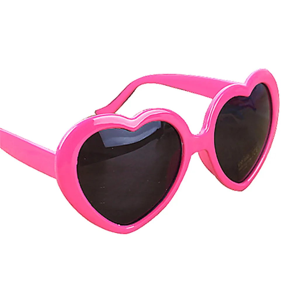 KLASSNUM Fashion Love Heart Sunglasses Women Brand Designer Vintage Sunglass Cute Sexy retro Cat Eye Sunglasses Hot Trendy