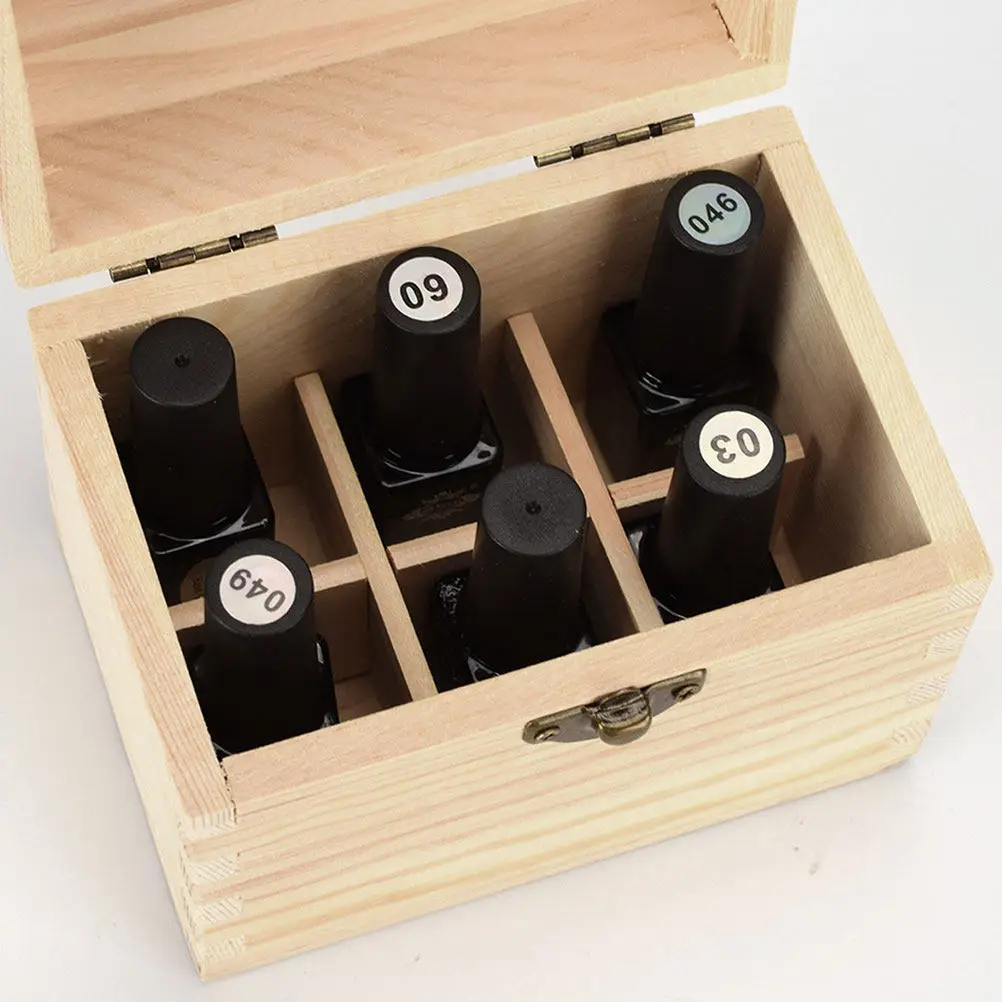 

2Pcs Wooden Essential Oil Storage Box 6 Slots Thickened Lightweight Case with Metal Lock for Aroma Bottles Organizer Travel Home