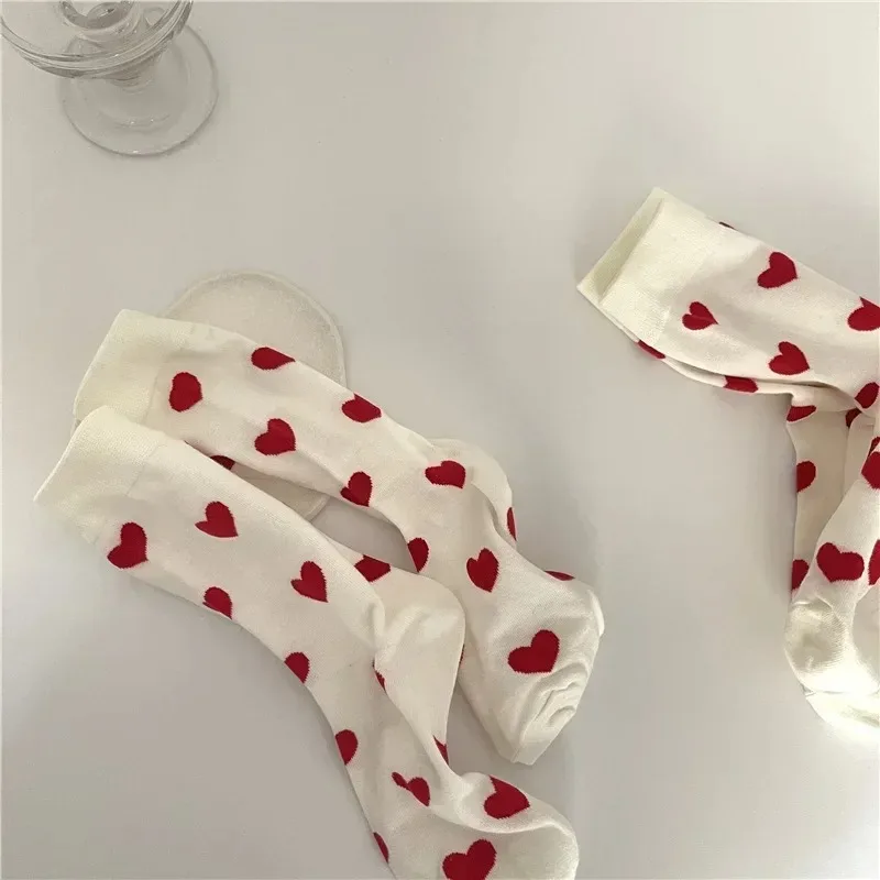 

Funny Loving Red Heart Pattern Cotton Men Women Crew Sock Street Tide Crew Socks Gift Men Husband Cute Socks Novelty Funky